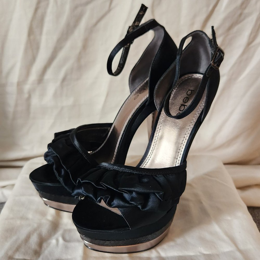 BNIB Bebe Ava Pump Sz 7